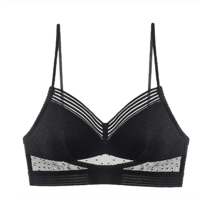 Low-back lace bralette in black