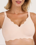 Full Coverage Lift Scalloped Bra
